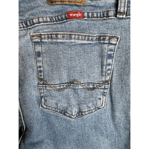 Wrangler Slim Straight Jeans Light Blue Wash Men’s Size 32x32 Comfort Stretch - Picture 12 of 15